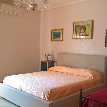 Suite Fronte Spiaggia - 50M Dalla Spiaggia ตราปานี ภายนอก รูปภาพ